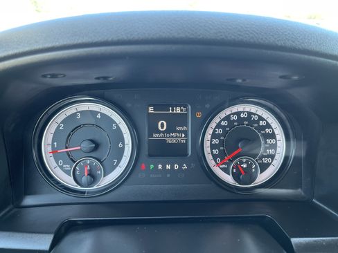 Used 2022 RAM 1500 Tradesman w/ Chrome Appearance Group AWD/4WD image 20