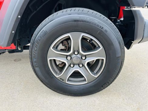 Used 2022 Jeep Wrangler Unlimited Sport AWD/4WD image 35