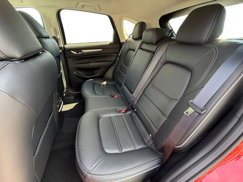 New 2025 MAZDA CX-5 AWD 2.5 S w/ Preferred Package image 16