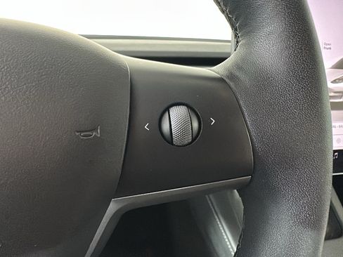 Used 2023 Tesla Model 3 Standard Range RWD image 16