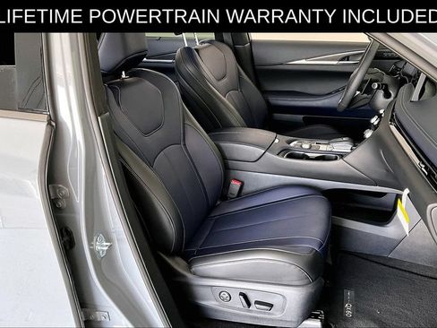 Certified 2026 INFINITI QX60 Sport w/ Dark Cargo Package AWD/4WD image 9