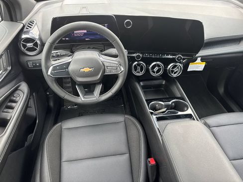 Used 2024 Chevrolet Blazer EV LT AWD/4WD image 24