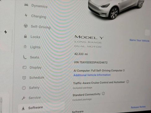 Used 2023 Tesla Model Y Long Range AWD/4WD image 15