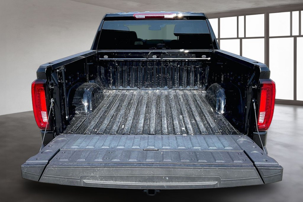 Used 2025 GMC Sierra 1500 SLT RWD image 7