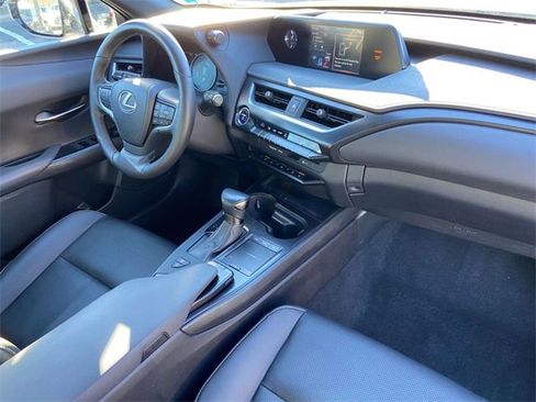 Used 2020 Lexus UX 250h w/ Premium Package image 27