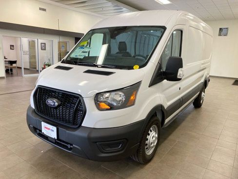 New 2025 Ford Transit 250 148 Medium Roof Extended AWD image 4