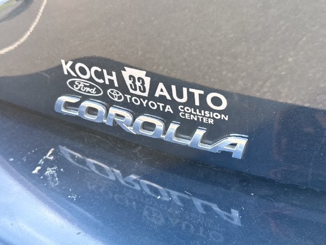 Used 2019 Toyota Corolla SE FWD image 18