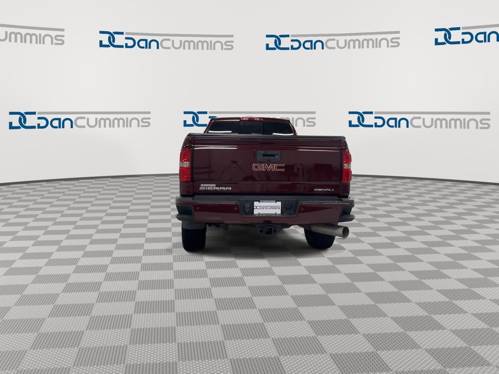 Used 2016 GMC Sierra 2500 Denali w/ Duramax Plus Package AWD/4WD image 7