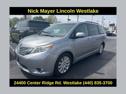 Used 2011 Toyota Sienna Limited w/ Premium Pkg