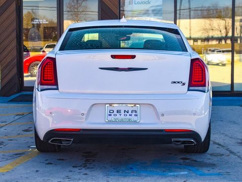 Used 2023 Chrysler 300 S image 32