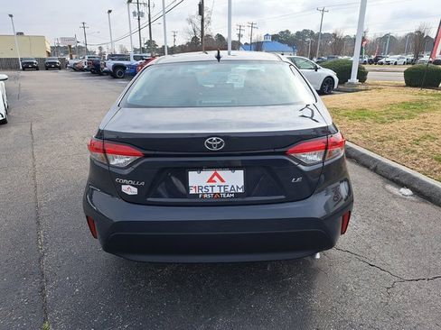 Used 2026 Toyota Corolla LE image 9