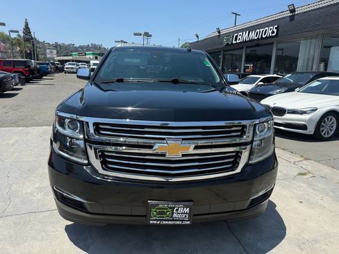 Used 2020 Chevrolet Suburban Premier image 4