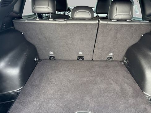 Used 2023 Jeep Compass Latitude image 11