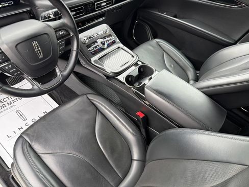 Used 2023 Lincoln Nautilus Reserve AWD/4WD image 27