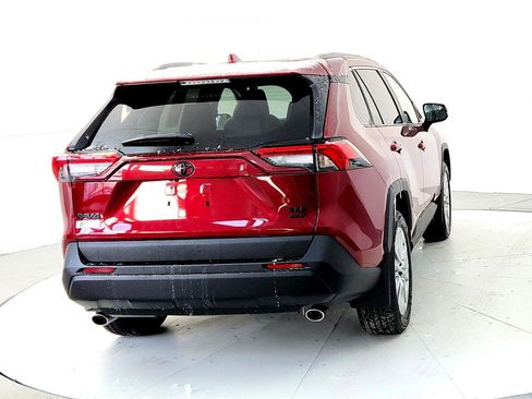 Certified 2025 Toyota RAV4 XLE Premium image 5