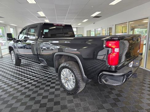 Used 2022 Chevrolet Silverado 3500 High Country w/ Z71 Off-Road Package AWD/4WD image 5