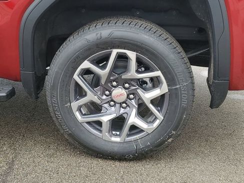 New 2026 GMC Sierra 1500 SLT w/ SLT Premium Package image 31