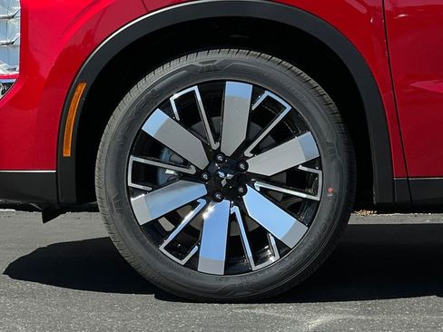 New 2026 Mitsubishi Outlander SE image 25