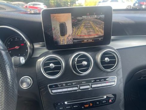 Used 2018 Mercedes-Benz GLC 300 4MATIC image 14