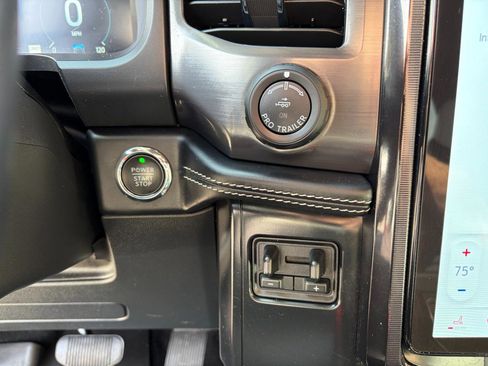 Used 2023 Ford F150 Lightning Platinum image 24