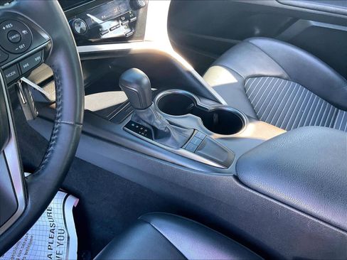Used 2023 Toyota Camry SE image 18