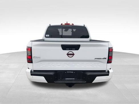 Used 2023 Nissan Frontier PRO-4X w/ Pro Convenience Package AWD/4WD image 7