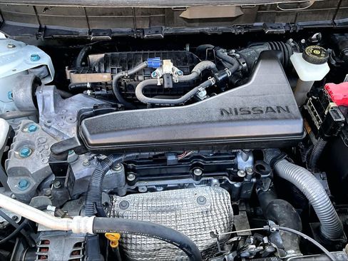 Used 2017 Nissan Rogue S FWD image 33