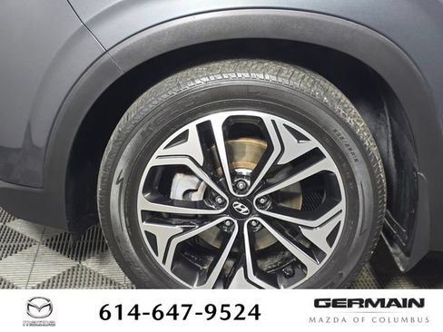 Used 2019 Hyundai Santa Fe AWD image 12
