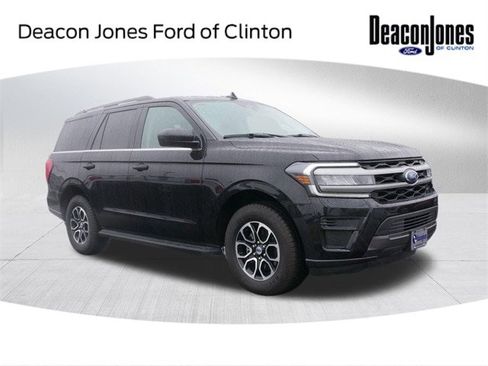 Certified 2024 Ford Expedition XLT image 1