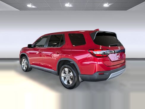 Used 2023 Honda Pilot EX-L image 3