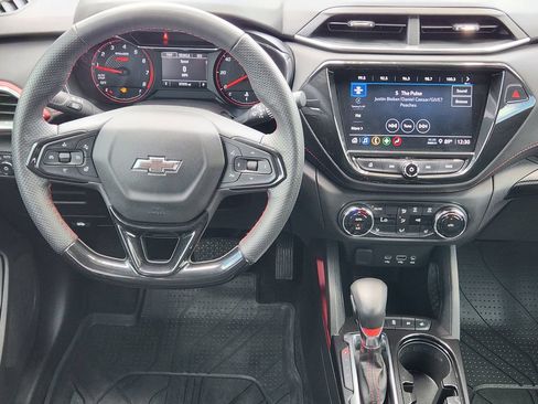 Used 2023 Chevrolet TrailBlazer RS w/ Convenience Package FWD image 26