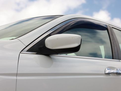 Used 2011 Honda Accord EX-L image 34