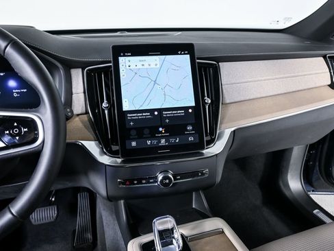 Certified 2026 Volvo XC90 T8 Ultra w/ Protection Package Premier image 15