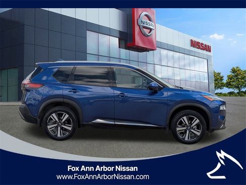 Certified 2023 Nissan Rogue SL w/ SL Premium Package image 6