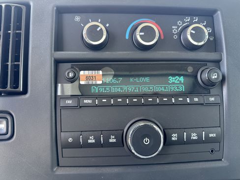 New 2025 GMC Savana 3500 Extended w/ Power Convenience Package image 23