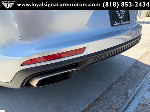 Used 2019 Porsche Panamera image 9