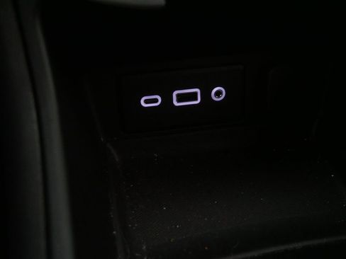 Used 2023 GMC Terrain SLE w/ Driver Convenience Package image 22