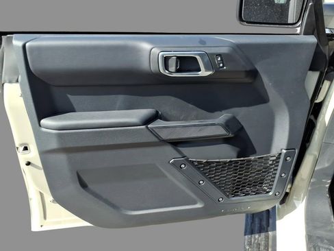 New 2026 Ford Bronco Outer Banks AWD/4WD image 16