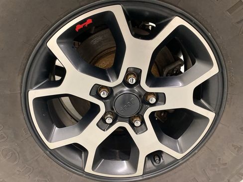 Used 2020 Jeep Wrangler Unlimited Rubicon w/ Dual Top Group image 26