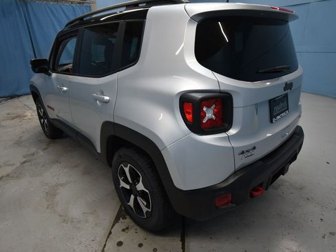 Used 2021 Jeep Renegade Trailhawk w/ Sun & Sound Group AWD/4WD image 33