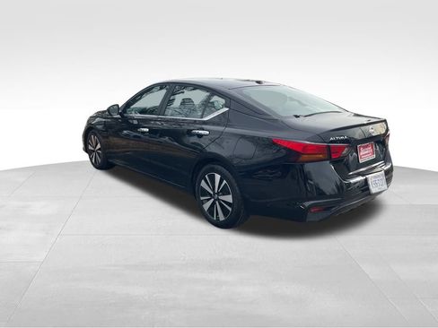 Used 2022 Nissan Altima 2.5 SV image 3