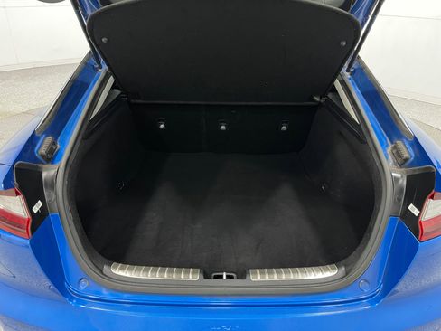Used 2018 Kia Stinger Premium image 27