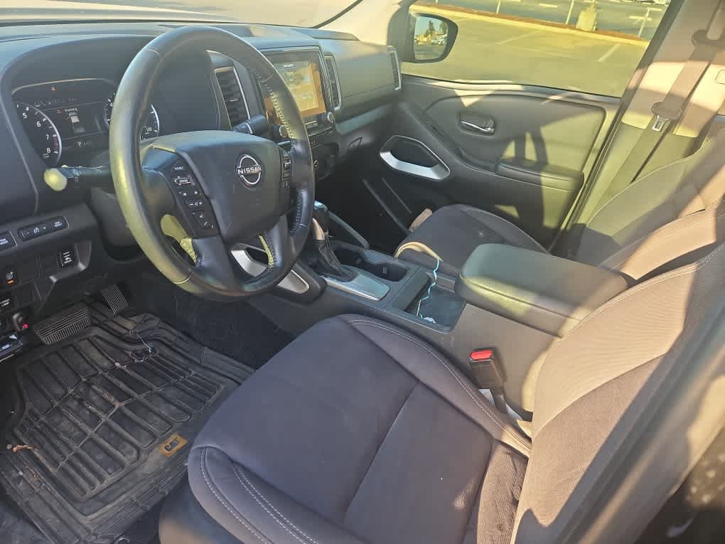 Used 2022 Nissan Frontier SV RWD image 14