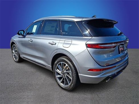 New 2024 Lincoln Corsair Grand Touring image 4