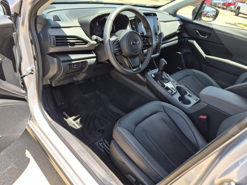 Used 2024 Subaru Crosstrek 2.5i Limited AWD/4WD image 11