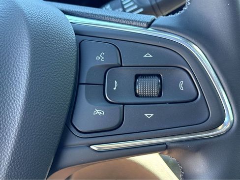 New 2026 Buick Envista Sport Touring w/ Convenience I Package FWD image 17