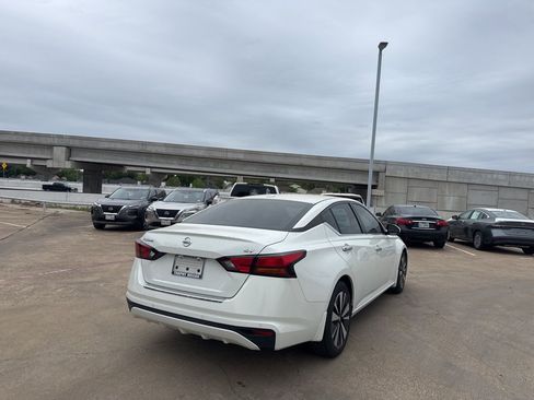 Certified 2022 Nissan Altima 2.5 SV image 19