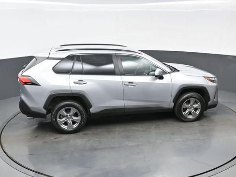 Used 2024 Toyota RAV4 XLE FWD image 41