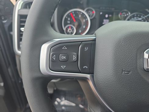 Used 2025 RAM 2500 Big Horn AWD/4WD image 18