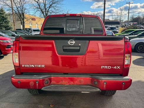 Used 2018 Nissan Frontier PRO-4X image 4